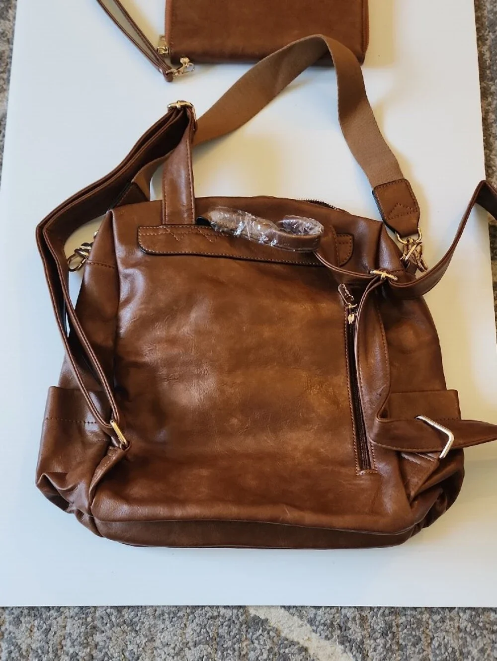 Soperwillton NWOT Brown Faux-Leather Women's Backpack with Matching Wallet.
